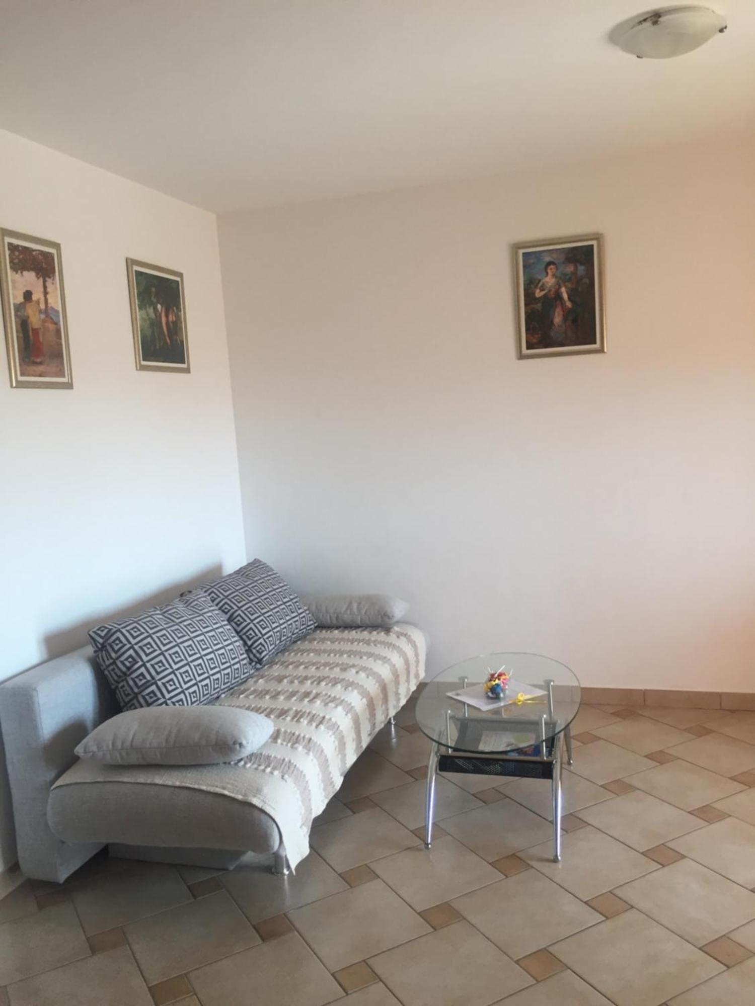 Apartments Vidovic Povljana Zimmer foto